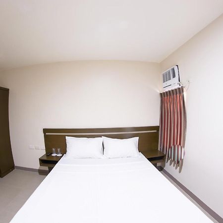 Emerald Suites Cdo Cagayan de Oro Zimmer foto