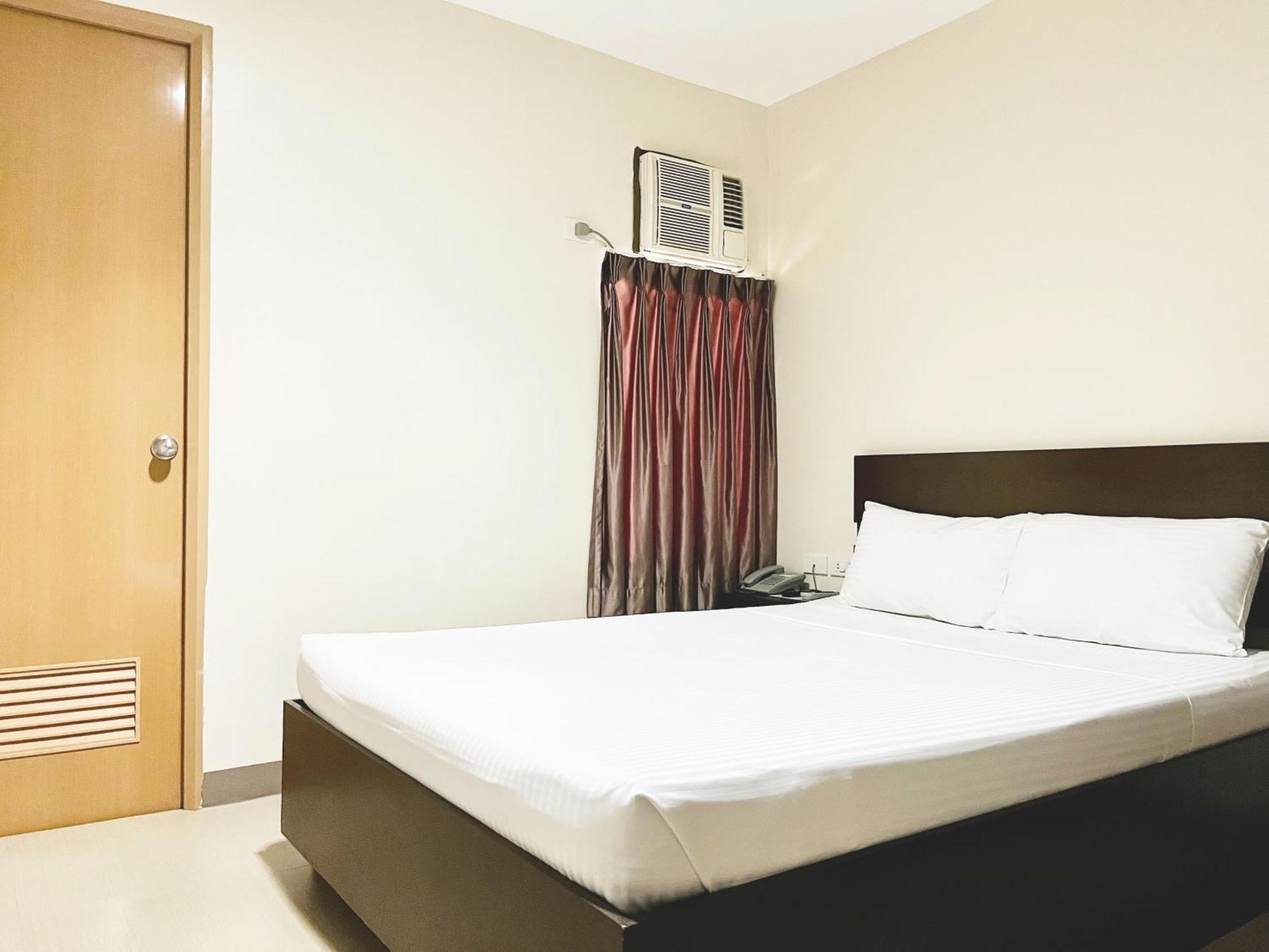 Emerald Suites Cdo Cagayan de Oro Zimmer foto
